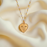 Romantic Pearl Necklace