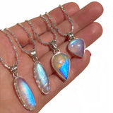 Flashy Moonstone Necklace