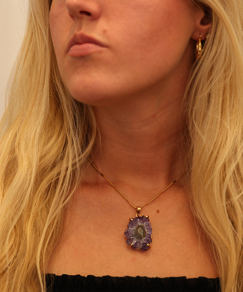 Amethyst Flower Necklace - Gold
