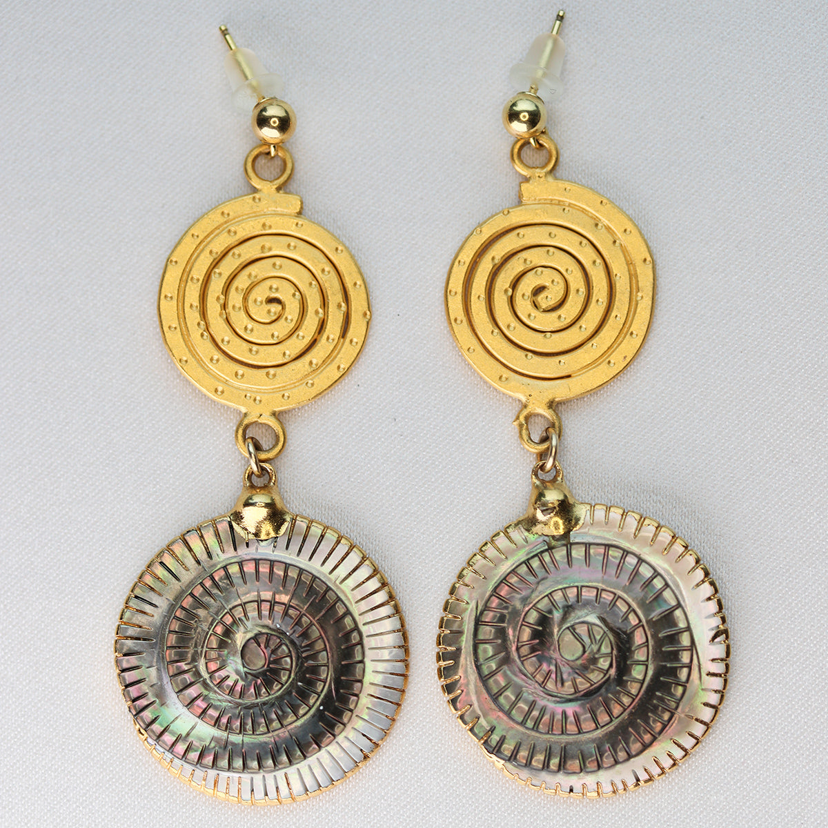 black carved spiral shell earrings tahitian black mother of pearl 24k gold