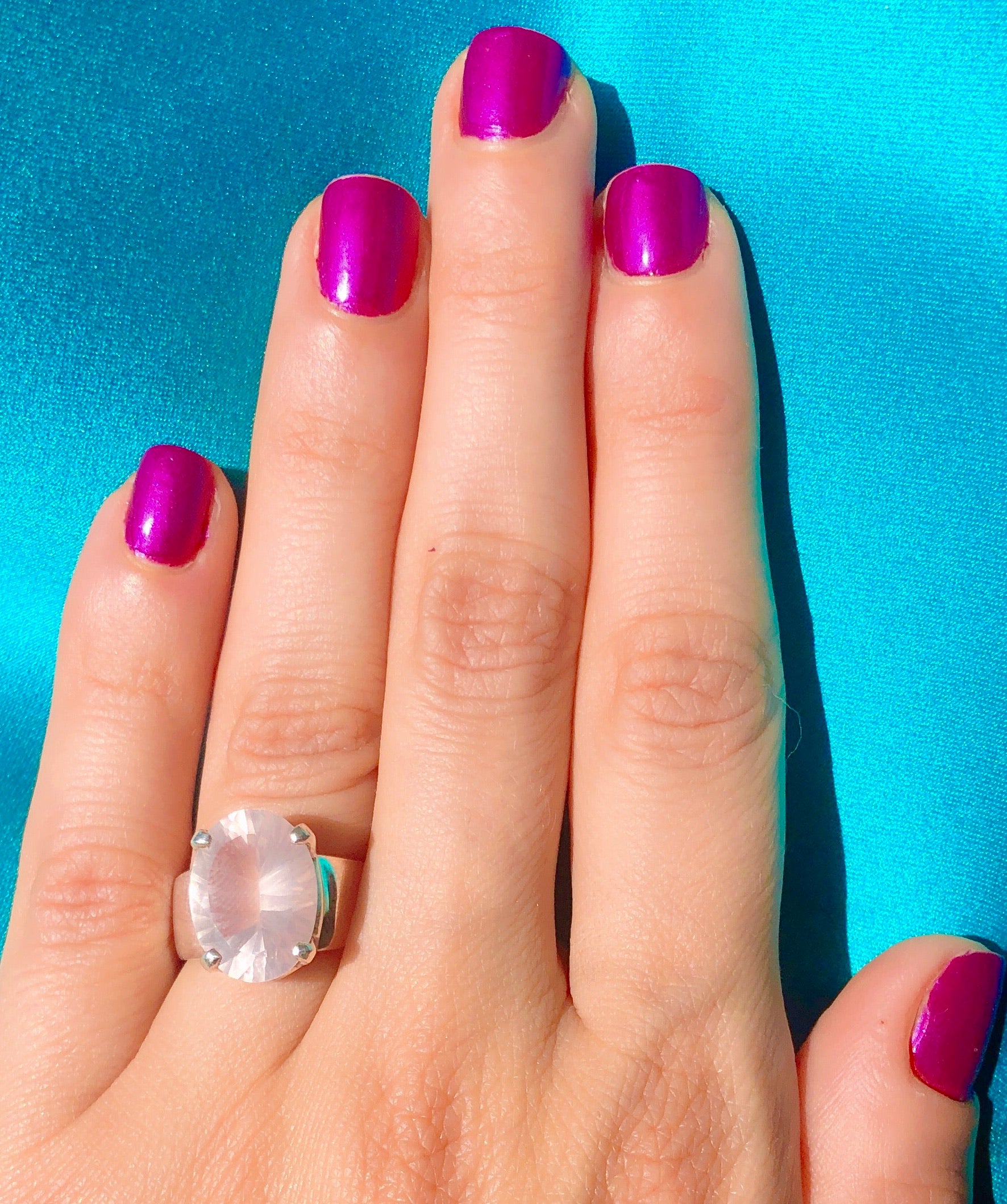 Rose Quartz Stunner Ring - Oval size 7